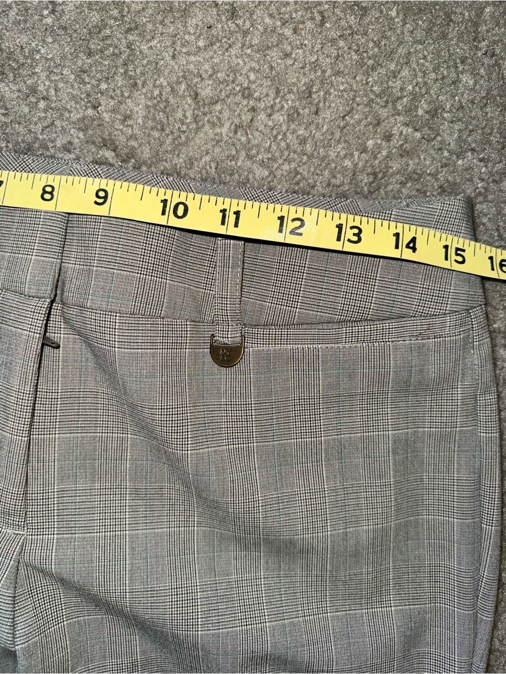New York & Company Gray Plaid Flare Pants 4 Tall - Picture 8 of 11